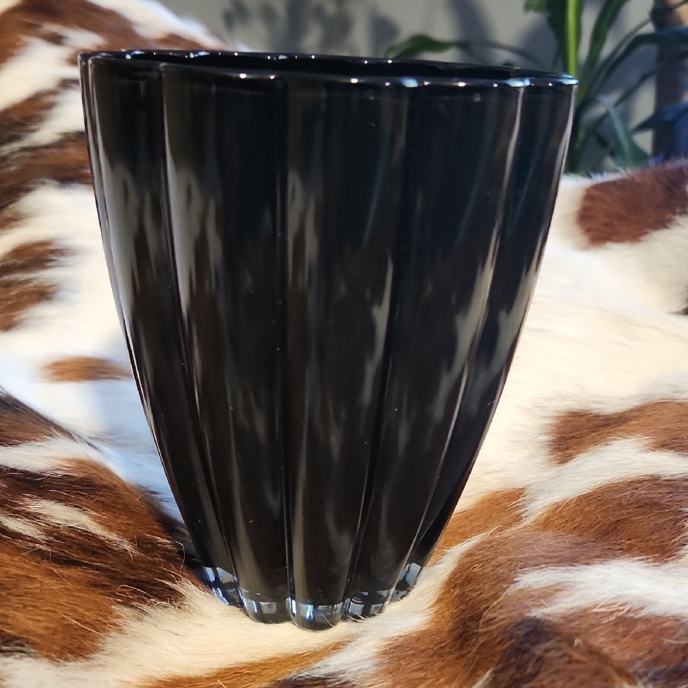 Elegant Black Glass Vase